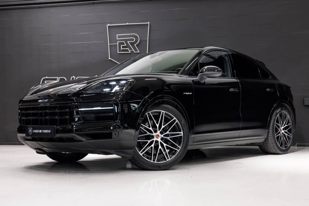 Porsche Cayenne Coupe zwart