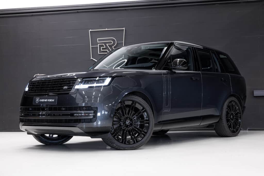 Range Rover P