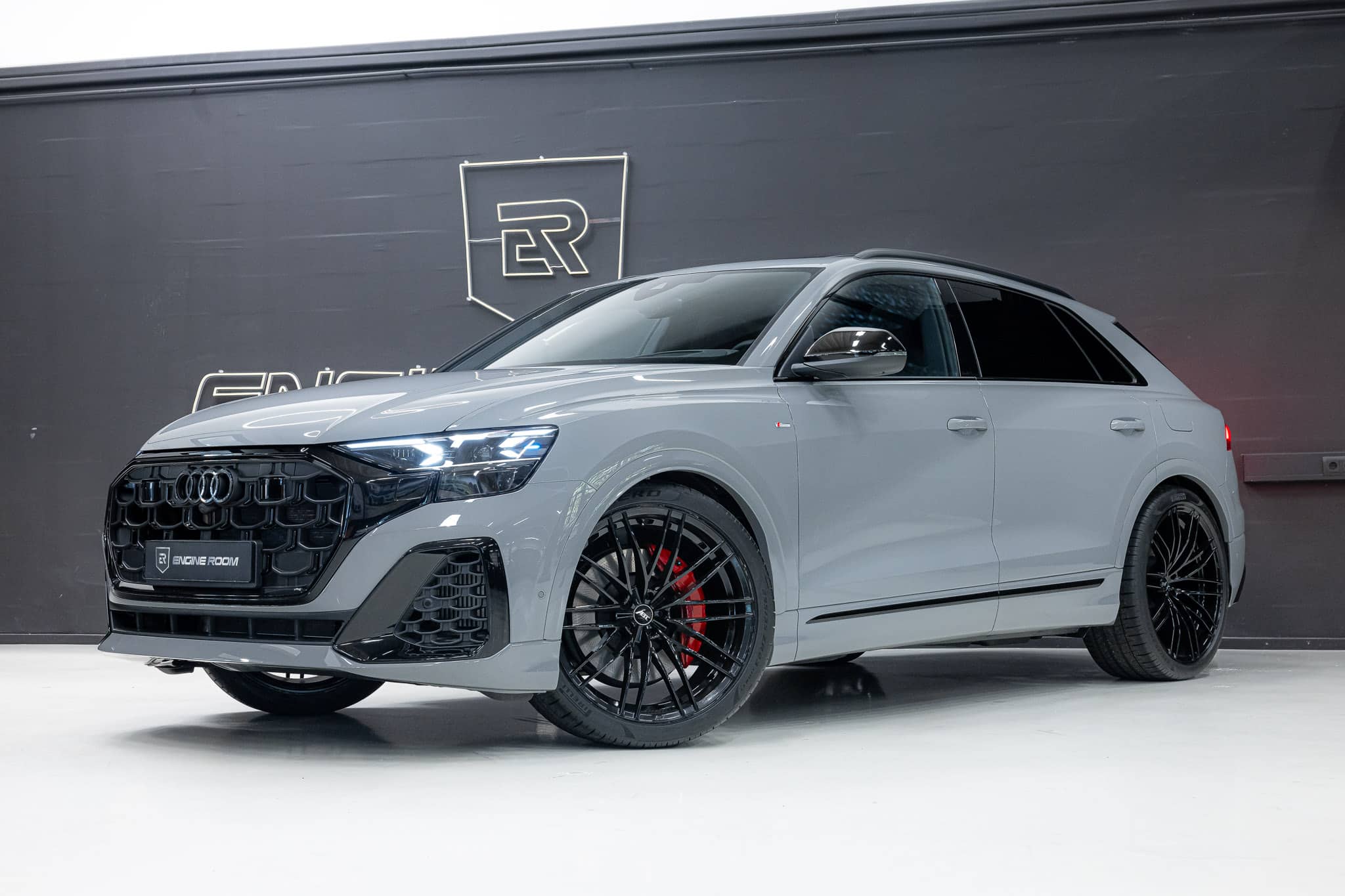 Audi Q grijs